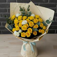 Букет цветов из:  Розы в Орево