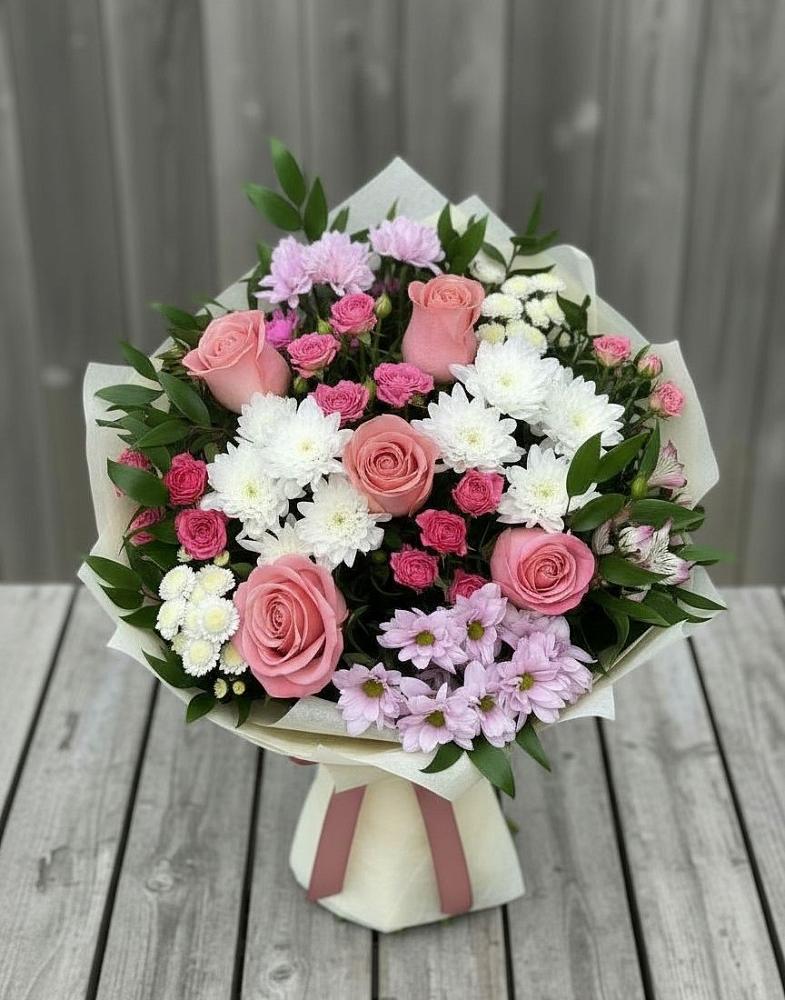 Букет цветов из: Альстромерии, Гвоздики, Розы и Хризантемы в Орево
