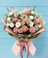 Букет цветов из:  Розы, Альстромерии и Лизиантусы в Орево