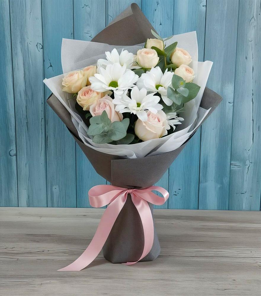 Букет цветов из: Хризантемы и Розы в Орево