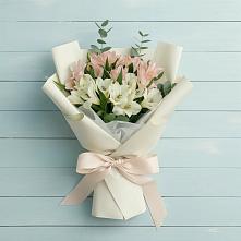 Букет цветов из:  Альстромерии #REPLACE_PRED# Орево