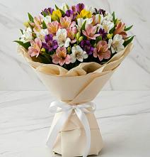 Букет цветов из:  Альстромерии в Орево