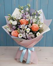 Букет цветов из:  Лизиантусы, Розы, Альстромерии и Гипсофила #REPLACE_PRED# Орево