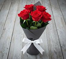 Букет 5 Красных роз Эдлесс Лав #REPLACE_PRED# Орево