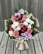 Букет цветов из:  Альстромерии, Гвоздики, Розы и Хризантемы в Орево