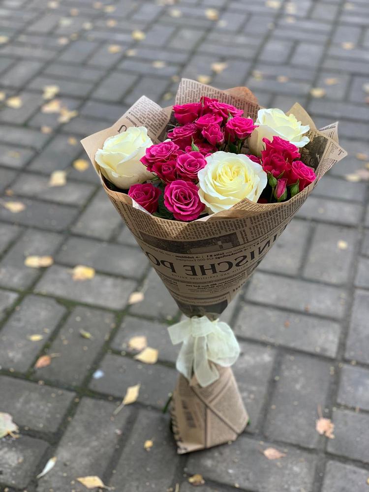 Букет цветов из: Розы в Орево