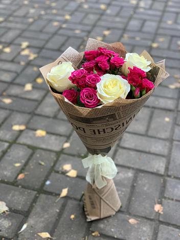 Букет цветов из: Розы в Орево