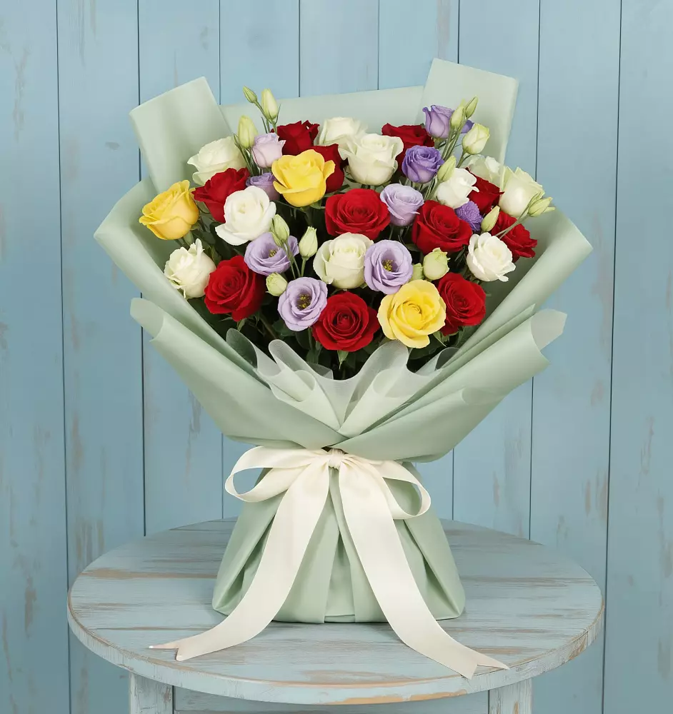 Букет цветов из: Розы в Орево