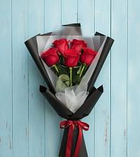 Букет цветов из:  Розы в Орево