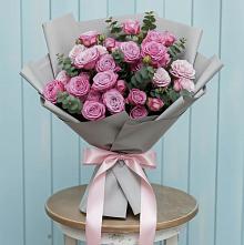 Букет цветов из:  Розы в Орево